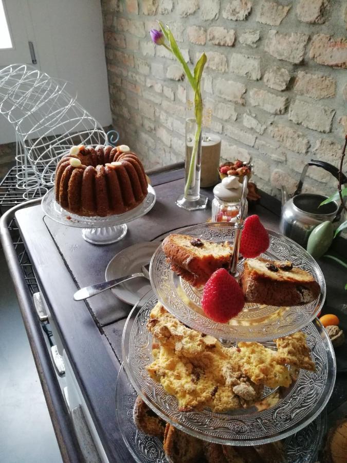 Zucchero Sui Baffi- Food Lovers B&B Mantoue Extérieur photo